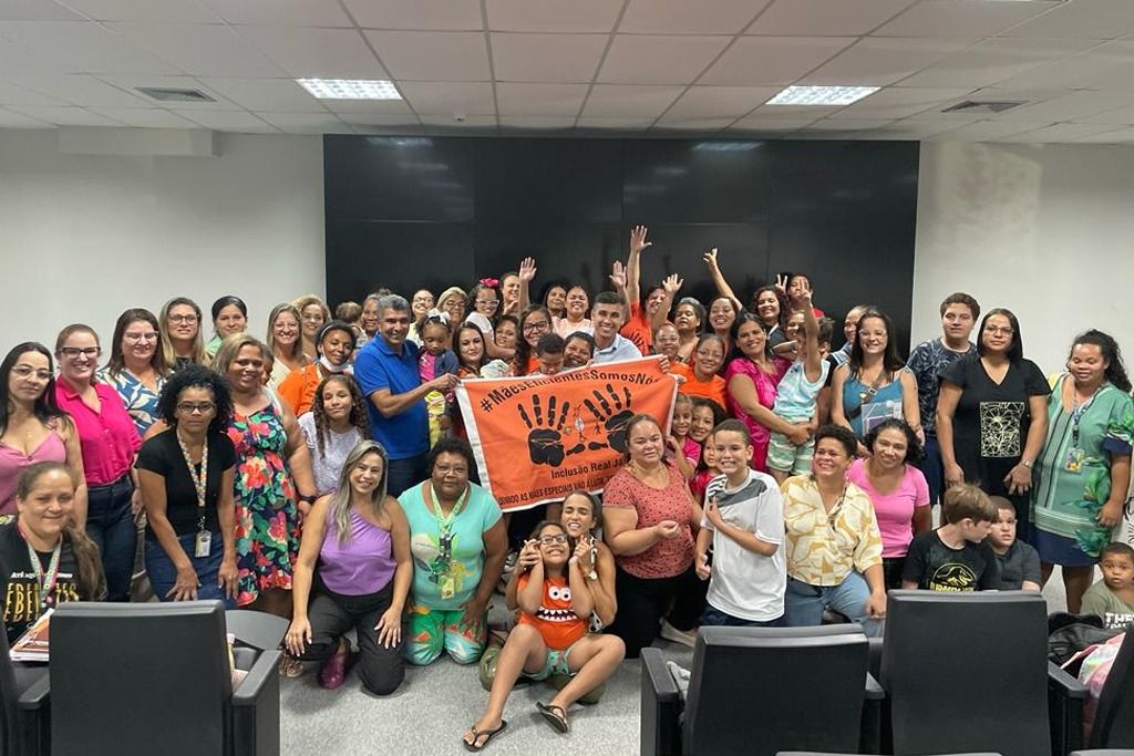reuniao_coletivo_maes_eficientes_sergio_vidigal_redes_sociais.jpeg