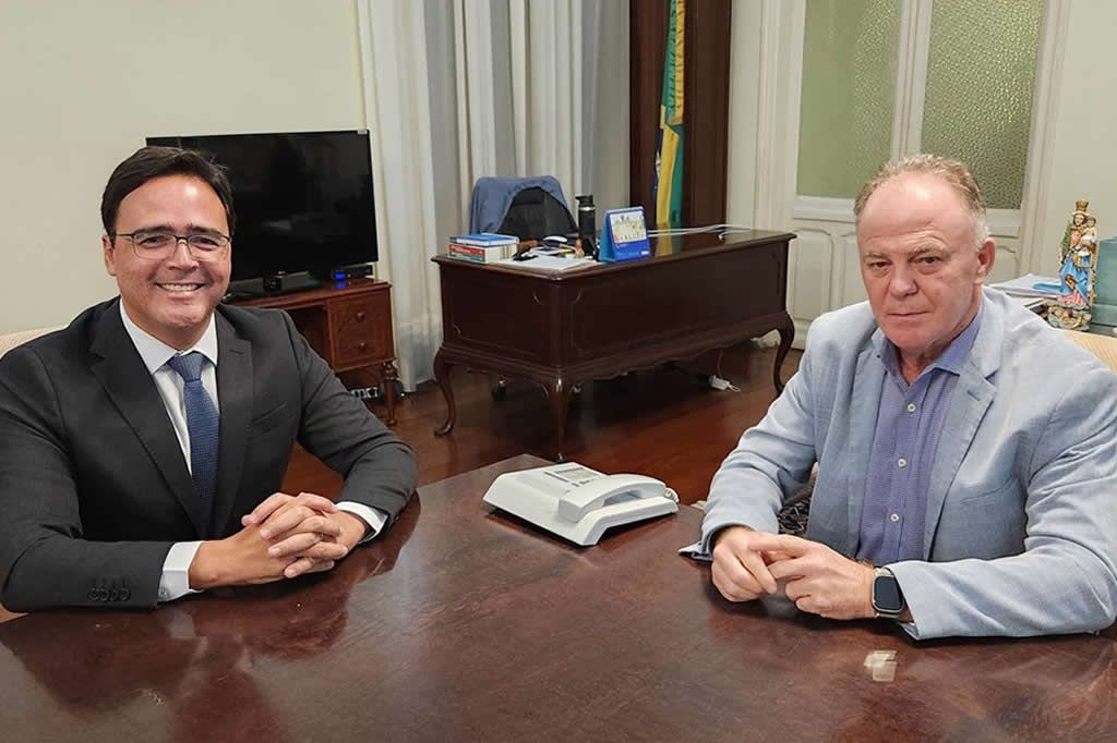 fransciscoberdeal_casagrande_redessociais.jpg