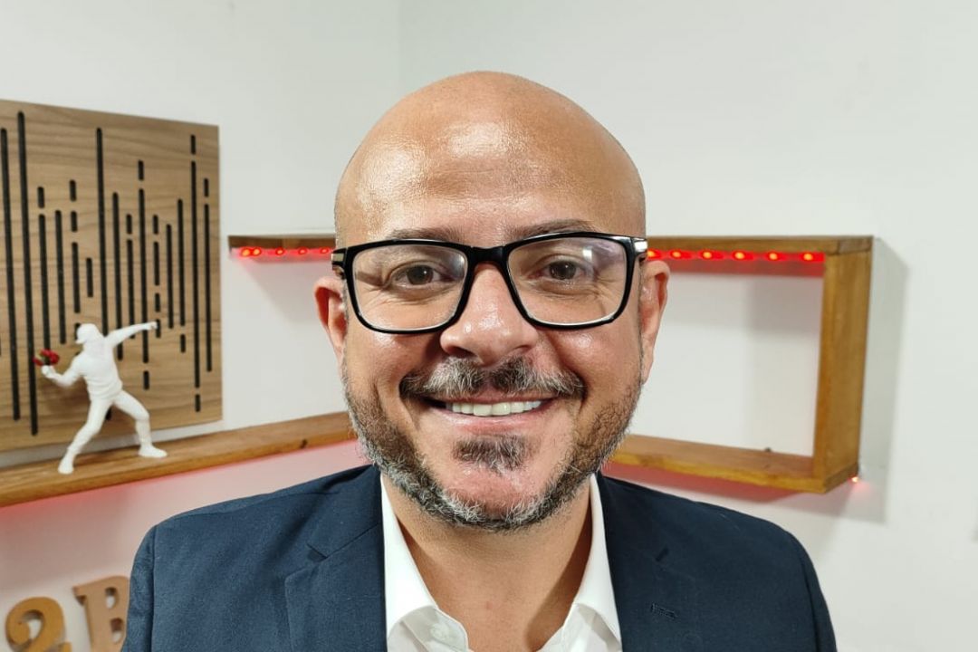 vinicius_simoes_foto_vitor_taveira.jpg