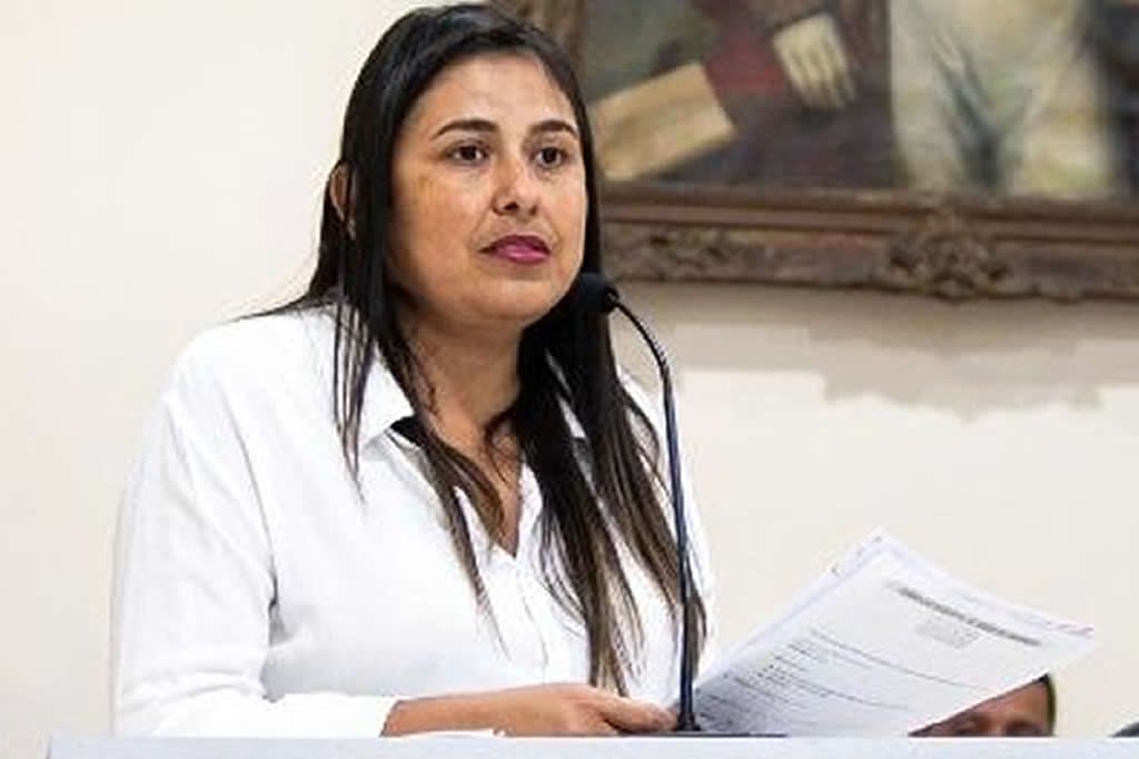 RafaelaAbdon_secretariasaude_itapemirim_cmi.jpg