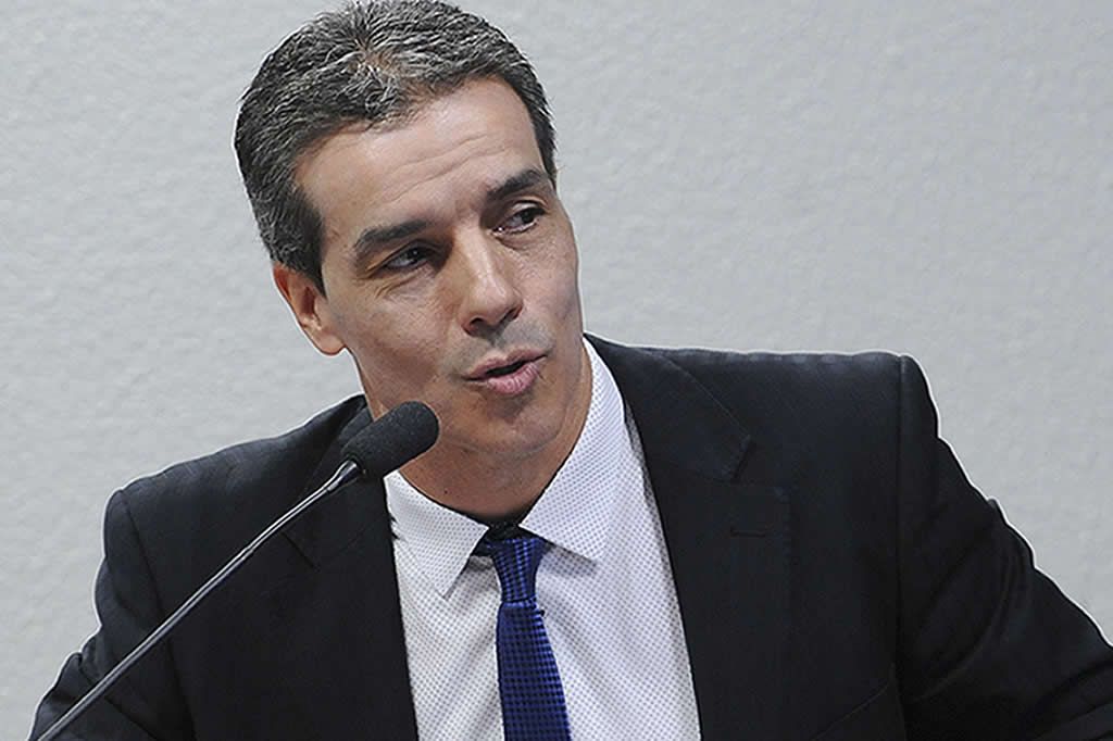 cachoeiro_TalesPenaMachado_pedrofranca_agsenado.jpg