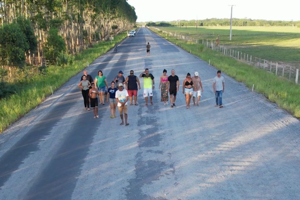 comunidade_es-010_gt_asfalto_regencia.jpg