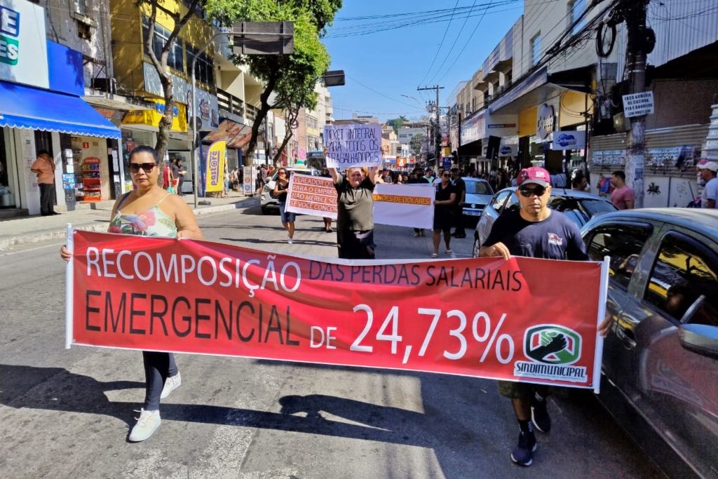 protesto_servidores_cachoeiro4_lucas_schuina.jpg