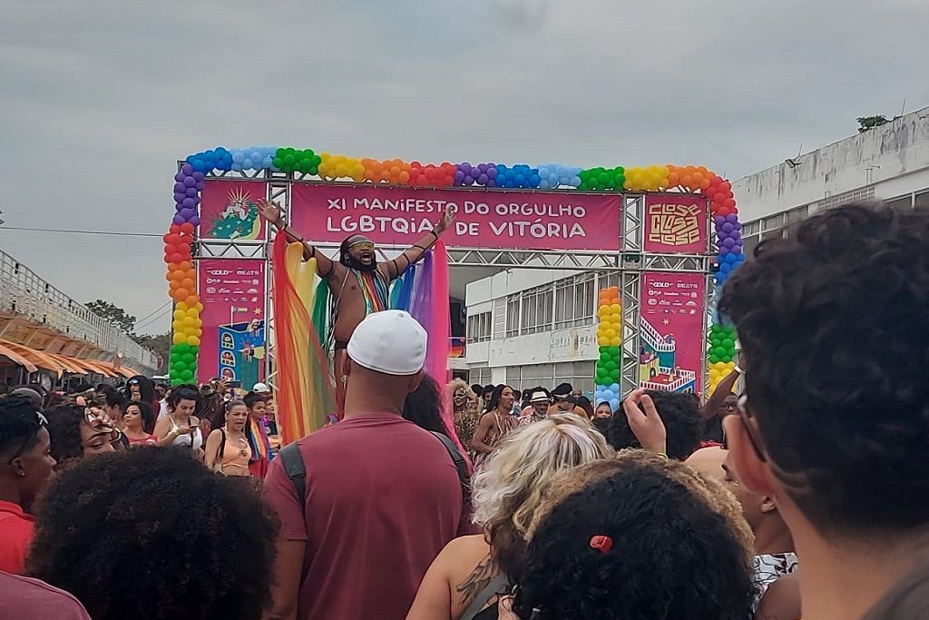 manifesto_lgbt_FotoElaine-DalGobbo.jpg