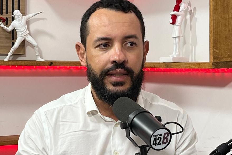pablo_lira_foto_leonardo_s.jpg